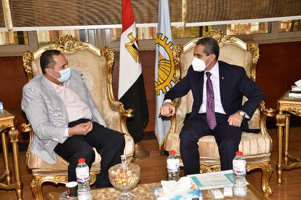 محافظ الغربية
