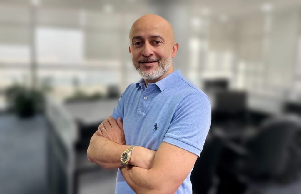 منصة عالمية